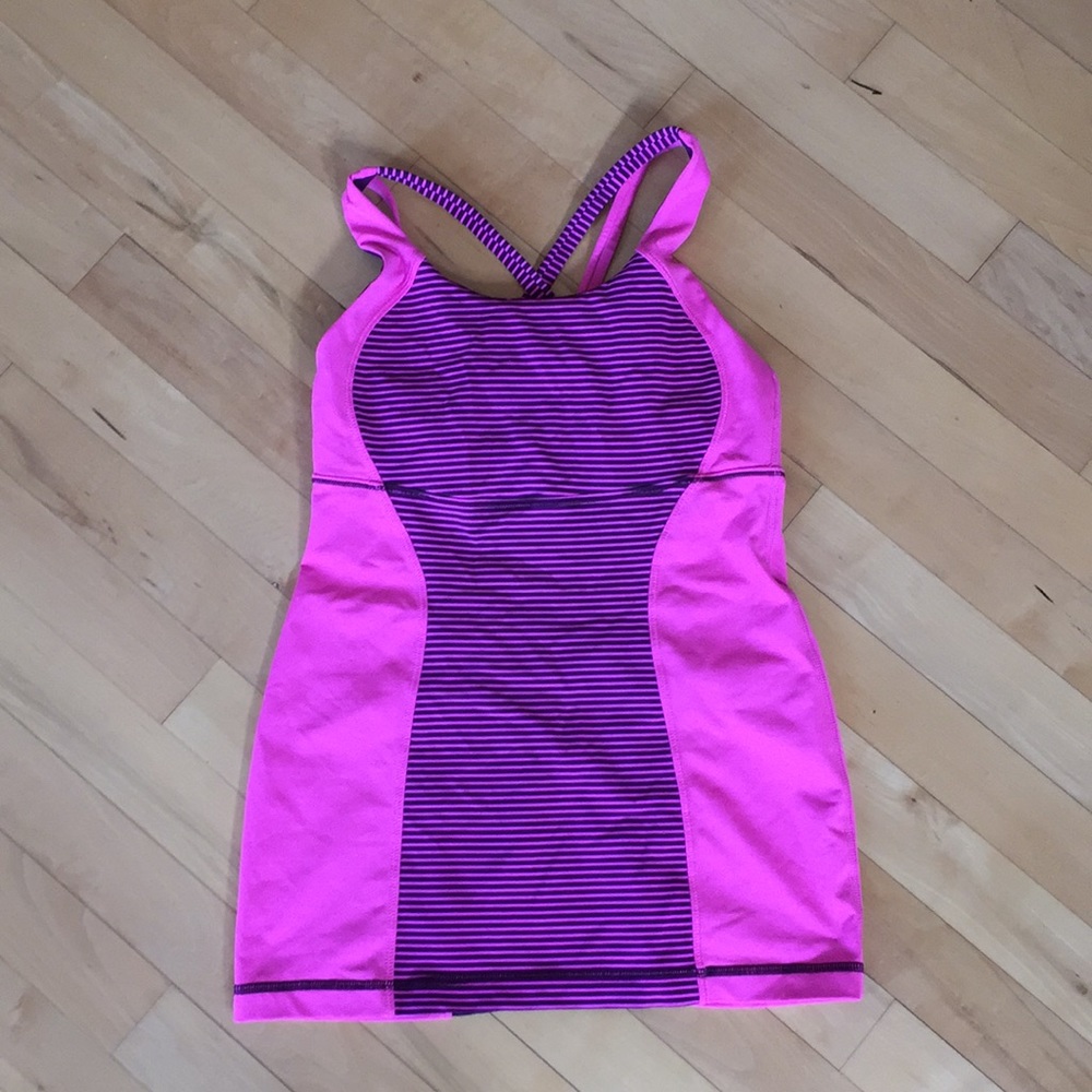 Lululemon criss cross tank